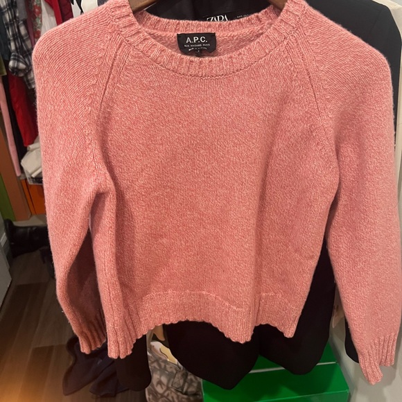 A.P.C. Women's Soft Pink Crew Neck Sweater